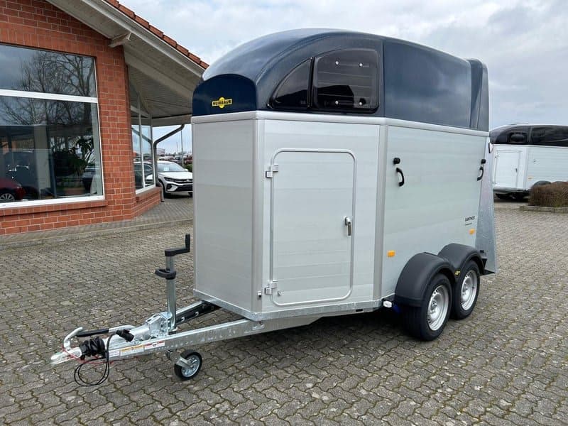 Humbaur Humbaur Xanthos 2400, 2,4 t, con guadarnés, 100 km/h, azul oscuro