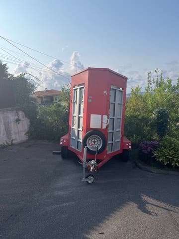 Remolque Caballos Van de ocasión para dos caballos con matrícula roja